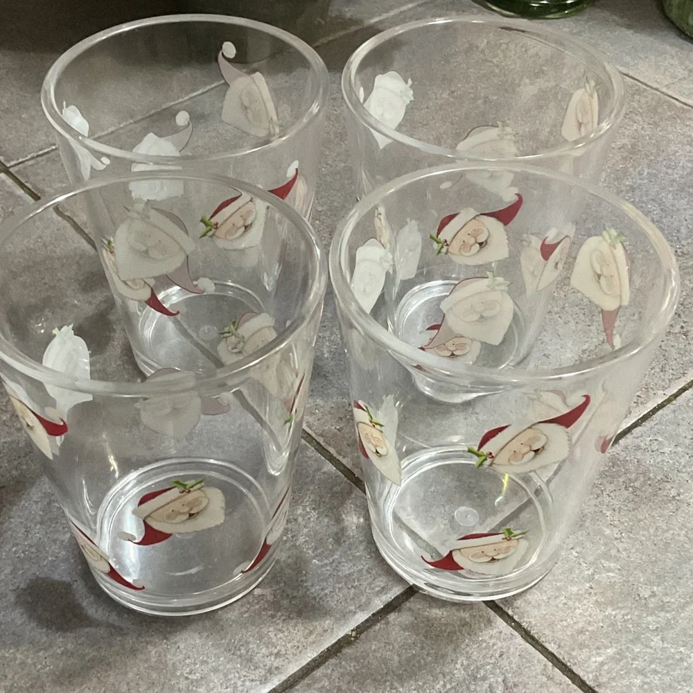 Santa Claus Themed Glass Tumblers acrylic or plastic (4)